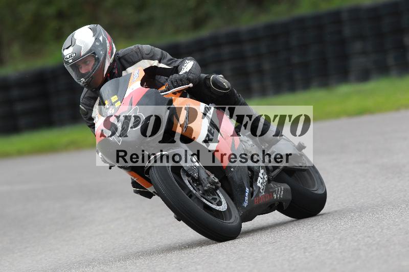 Archiv-2022/67 29.09.2022 Speer Racing ADR/133